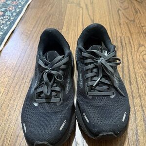Brooks Men’s Black Athletic Running Shoes